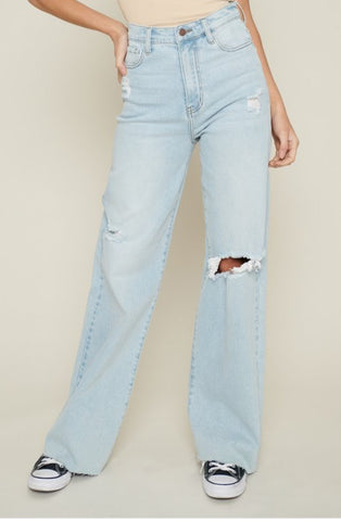 CAMPBELL DISTRESSED WIDE LEG JEANS ( Light Wash)