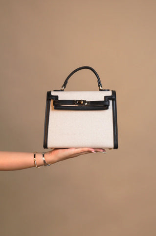KELIANNE CHIC TOP HANDLE HANDBAG (Black)
