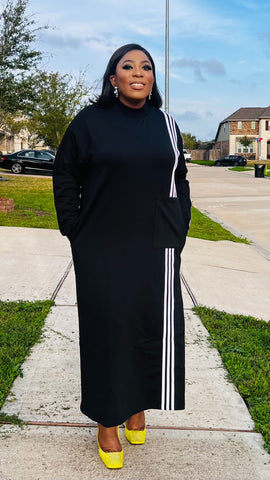 Selora Stripe Oversized Shift Dress (Black)