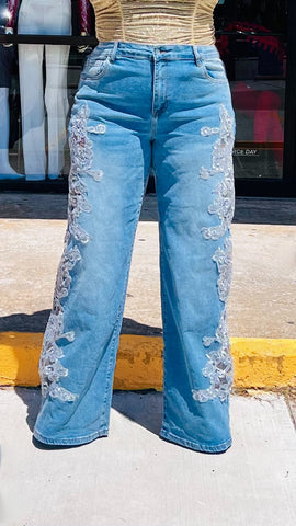 BLOSSOM FLORAL LACE APPLIQUÉ   WIDE LEG JEANS