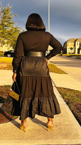 The Windsor Elegance Gold Patch Dress (Black)