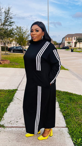 Selora Stripe Oversized Shift Dress (Black)