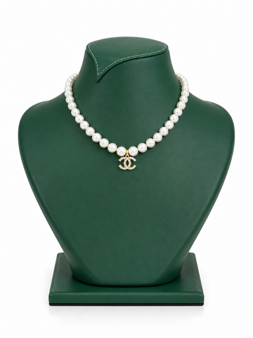 Elarisse Pearl Crest Necklace