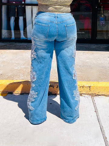 BLOSSOM FLORAL LACE APPLIQUÉ   WIDE LEG JEANS