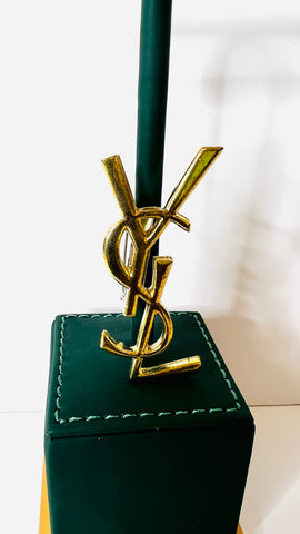 ESME MATTE GOLD PIN BROOCH (Gold)