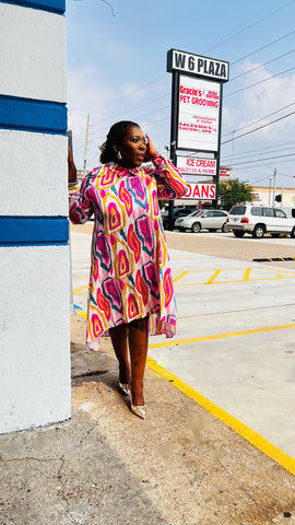 AMIRA MIDI MULTICOLOR SWIRL DRESS (Pink)