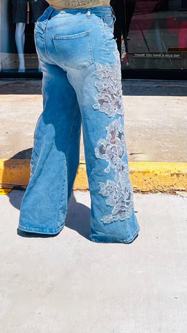 BLOSSOM FLORAL LACE APPLIQUÉ   WIDE LEG JEANS