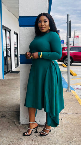 MADELINE ASYMMETRIC MIDI DRESS (Green)
