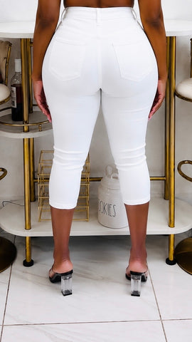 The Avery Distressed Capri Jeans