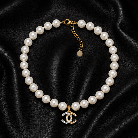 Elarisse Pearl Crest Necklace