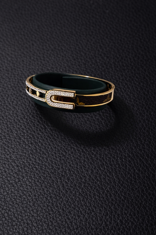 Velmora Cuff Bangle