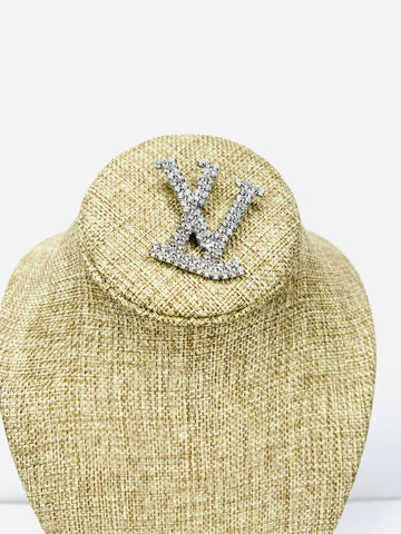 THELKA RHINESTONE SILVER BROOCH