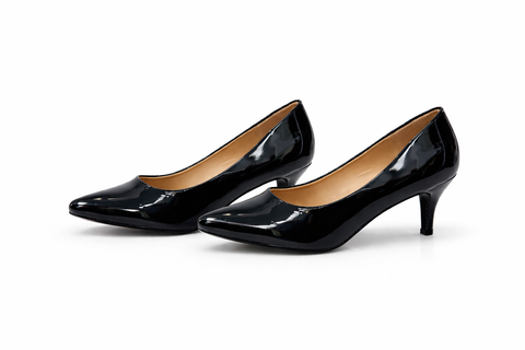 CHERRY POINTED TOE LOW HEELS (PATENT BLACK)