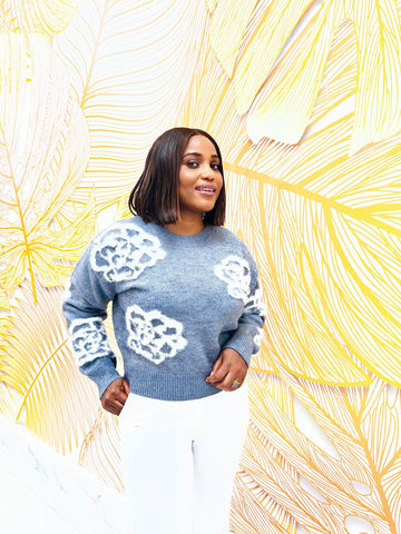 JASMINE PEARL FLORAL SWEATER TOP (Grey)