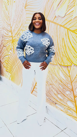 JASMINE PEARL FLORAL SWEATER TOP (Grey)