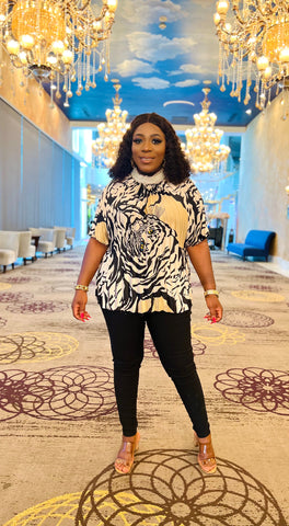 GRACE PLEAT PEARL NECK TOP (Animal print)