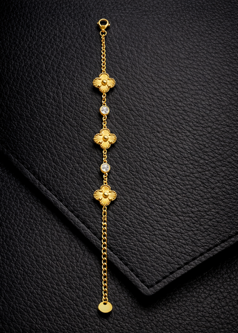 Golden Clover Grace Stoned Bracelet