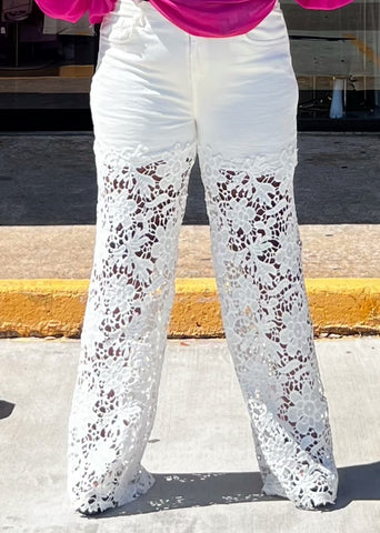 NICKI  LACE PANEL JEANS PANT(White)