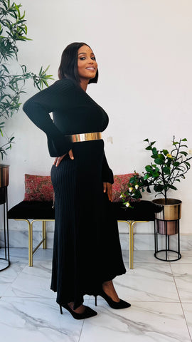 MARTHA RIBBED V-NECK SWEATER DRESS (black)