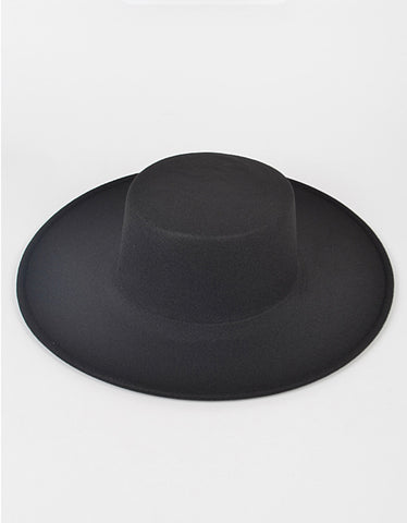 Averra Wide-Brim Structured Fedora
