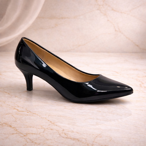 CHERRY POINTED TOE LOW HEELS (PATENT BLACK)