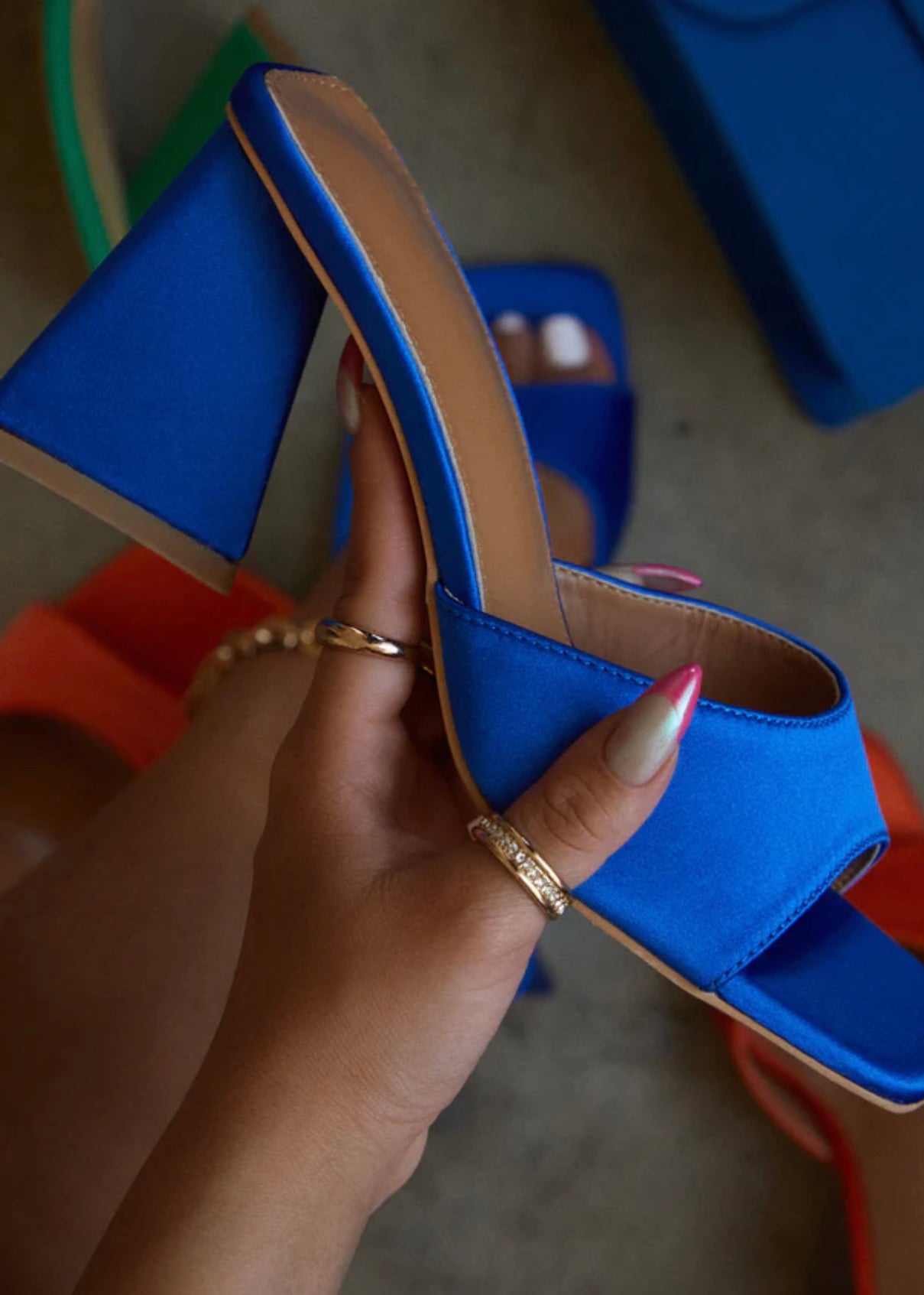 LOTUS BLOCK HEEL MULES (Royal) - styletittudeapparelusa