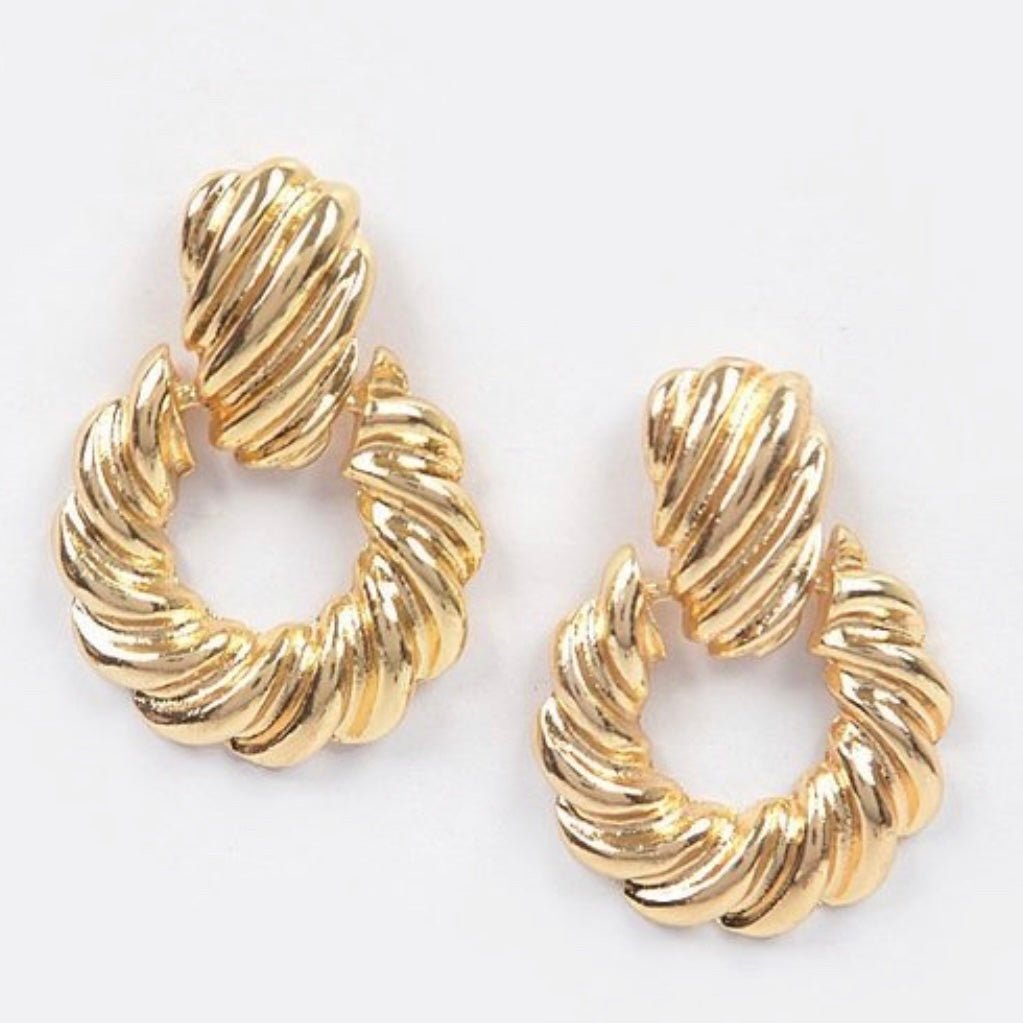 MEYER TWISTED EARRINGS - styletittudeapparelusa